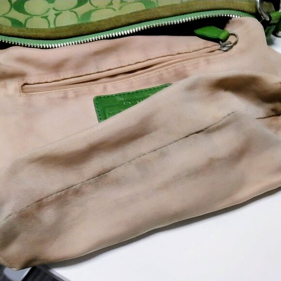COACH Neon Lime Green Signature Monogram Soho Y2K Bag RARE Color Tassel 9362 - Picture 14 of 16